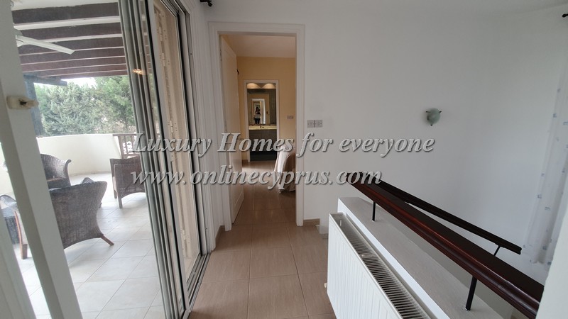 3 Bedroom furnished villa in Kamares