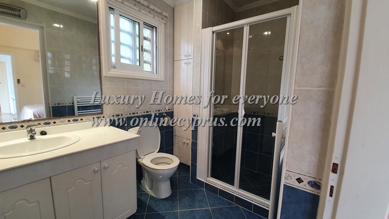 3 Bedroom furnished villa in Kamares