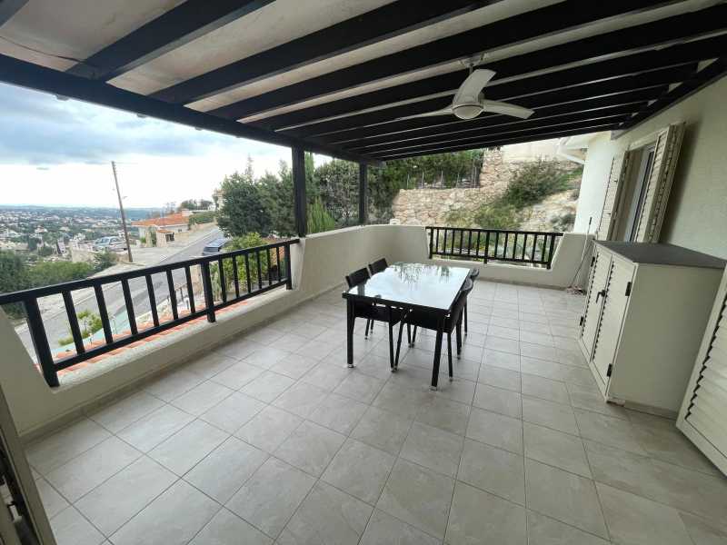 3 Bedroom furnished villa in Kamares