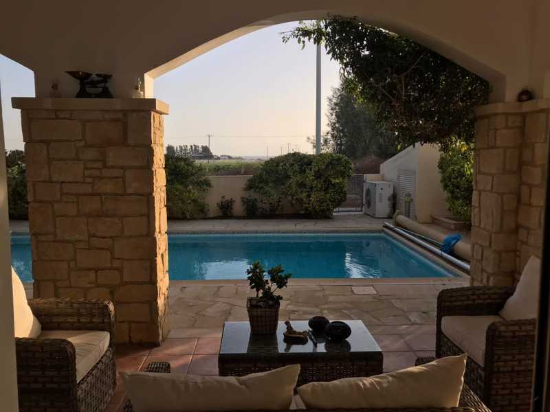 Lovely villa in Mandria for Long term rent