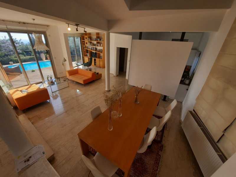 Spacious villa for long term rent in Lower Tala
