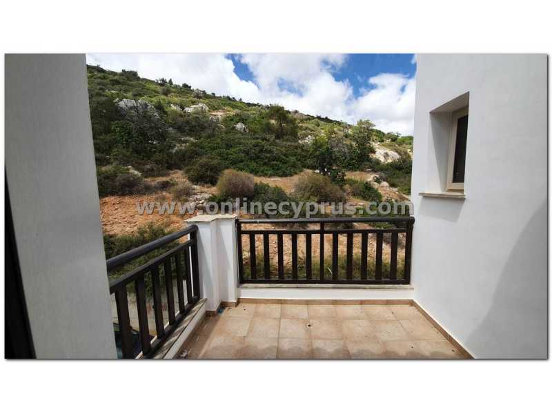 3 bed Furnished villa with amazing view 