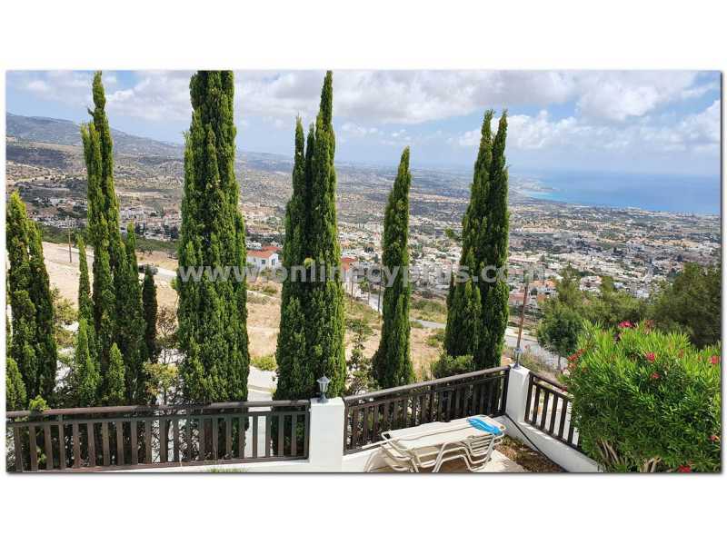 3 bed Furnished villa with amazing view 