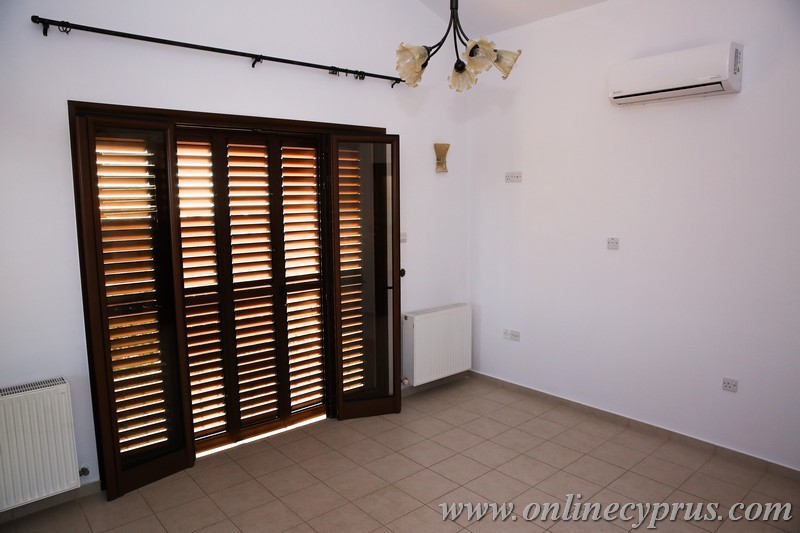 Spacious 4 bedroom villa for long term rent