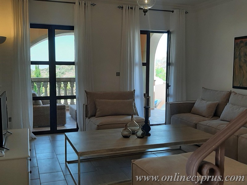 Furnished 3 bedroom junior villa