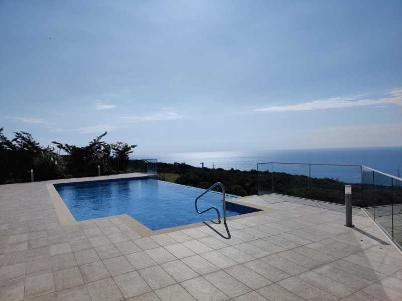 Brand new luxury villa for long term rent