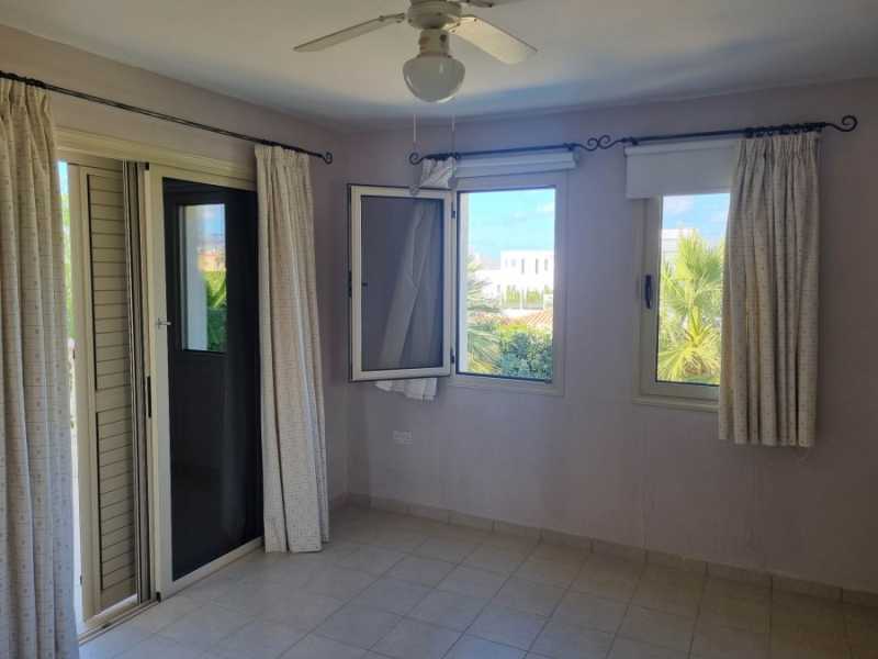 Three bedroom villa in Sait George 