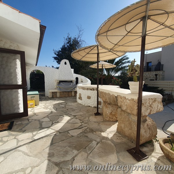 Furnished 3 bedroom villa in Tala