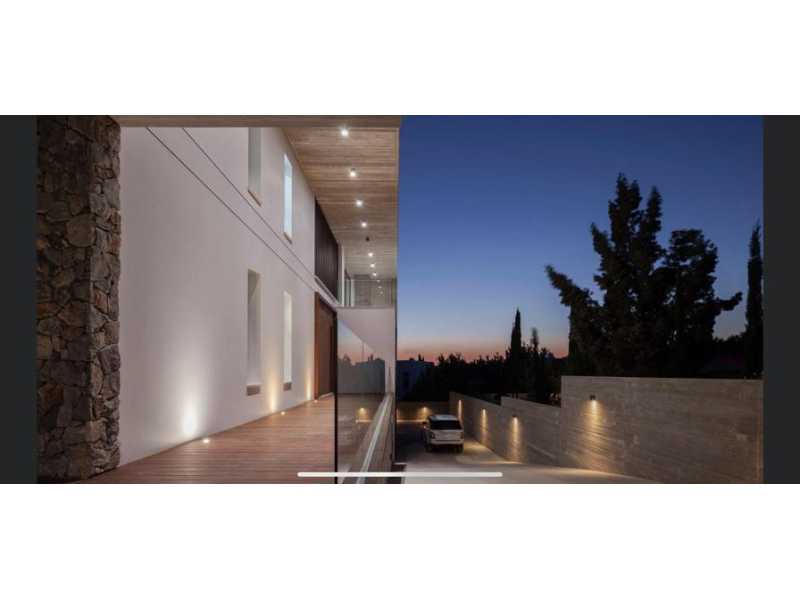 Brand new modern villa with amazing view