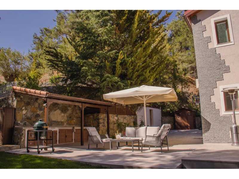 Luxury villa for long term rent