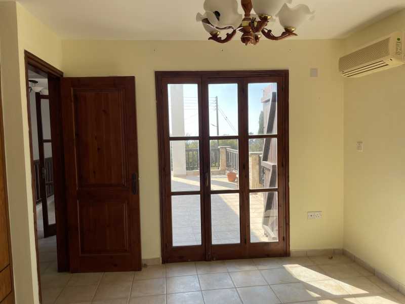Villa for Sale in Arodes 