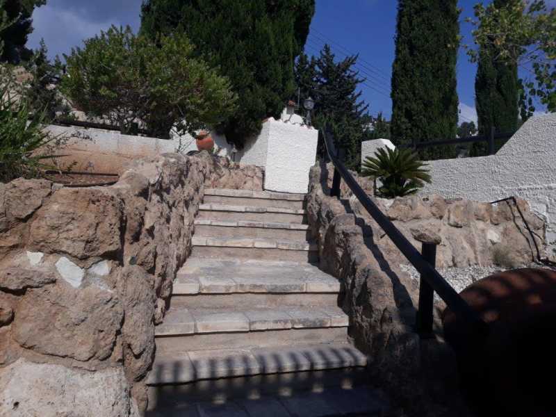 Furnished 2 bedroom bungalow