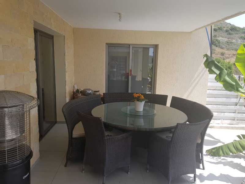 Four bedroom bungalow in Episkopi