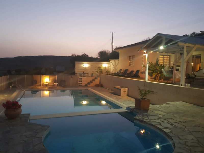 Four bedroom bungalow in Episkopi