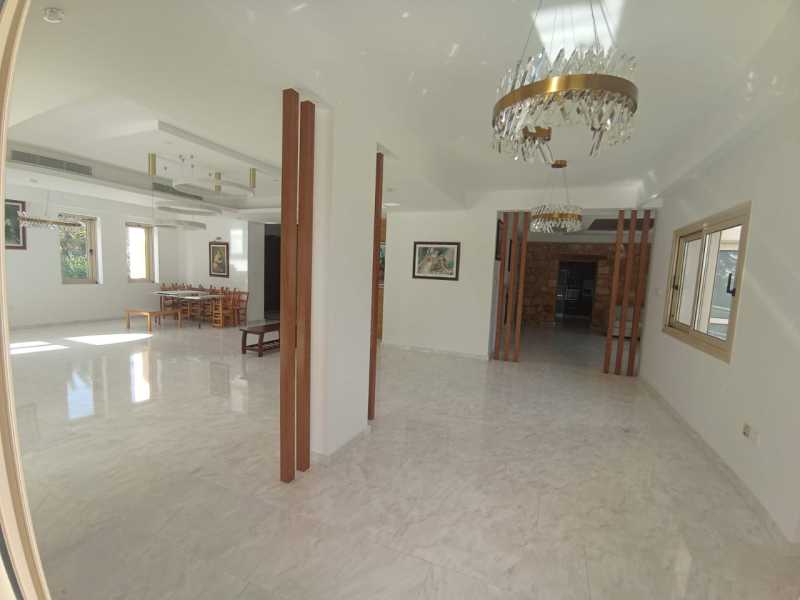 Luxury villa for long term in Tremithousa 