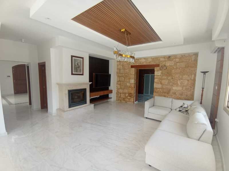 Luxury villa for long term in Tremithousa 