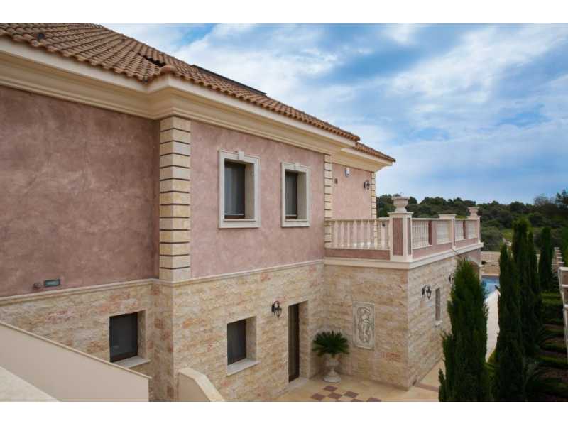 Luxury villa for long term rent
