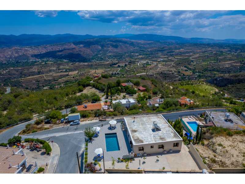 Bungalow for long term rent in Theletra