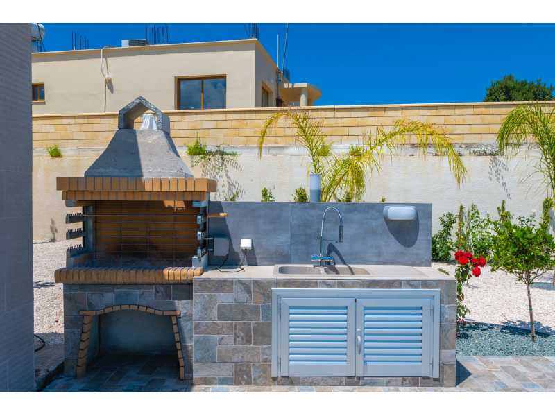 Bungalow for long term rent in Theletra
