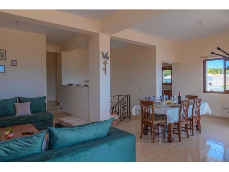 Bungalow for long term rent in Theletra