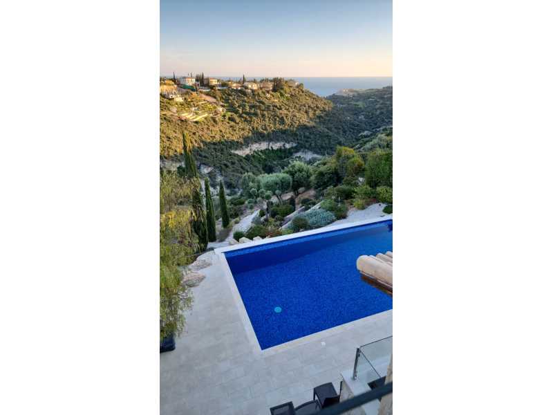 5 bedroom villa for long term rent in Aphrodite Hills 