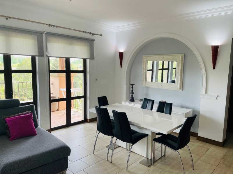 Furnished 2 bedroom apartment 