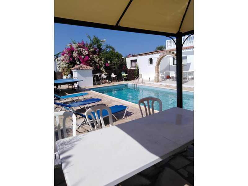 villa for long term in Coral bay 