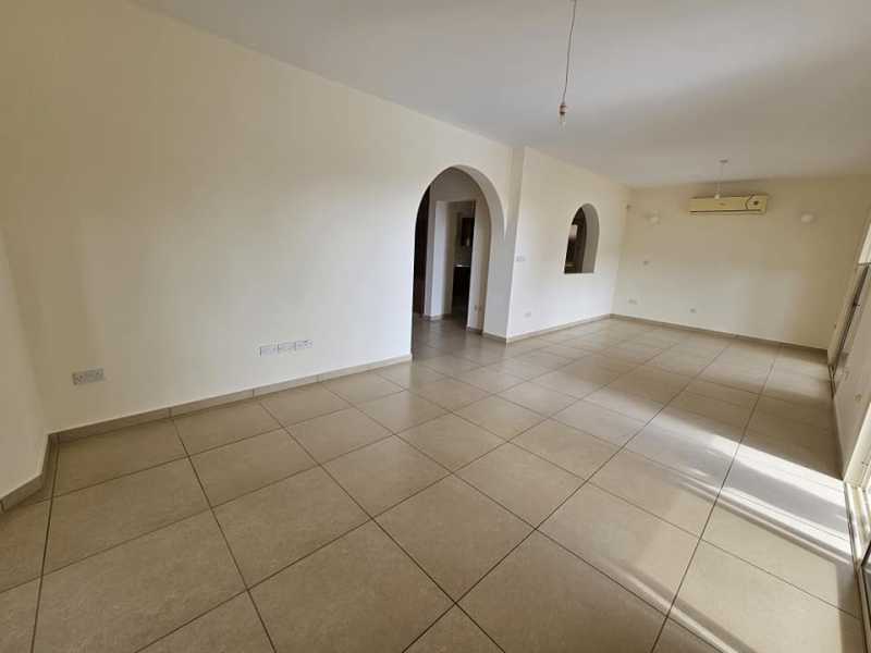 4 bedroom villa for long term rent