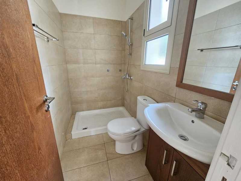 4 bedroom villa for long term rent