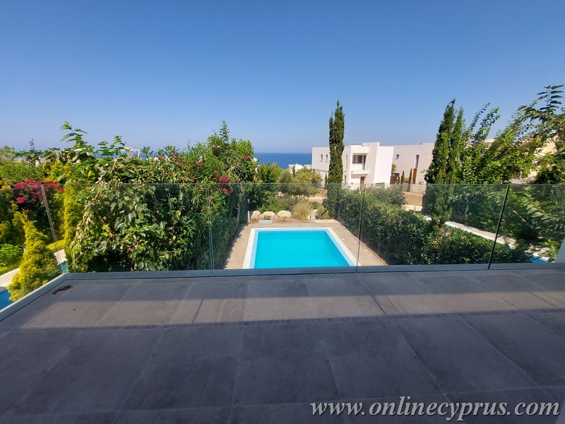 Modern villa for long term rent in Chloraka 