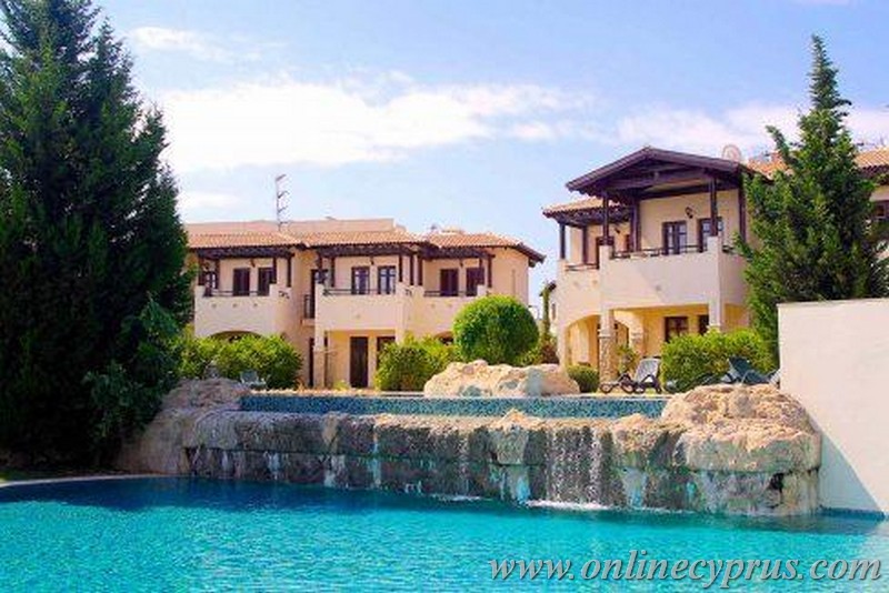 Apartment in Aphrodite Hills 