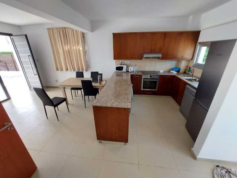Villa for long term in Coral bay 