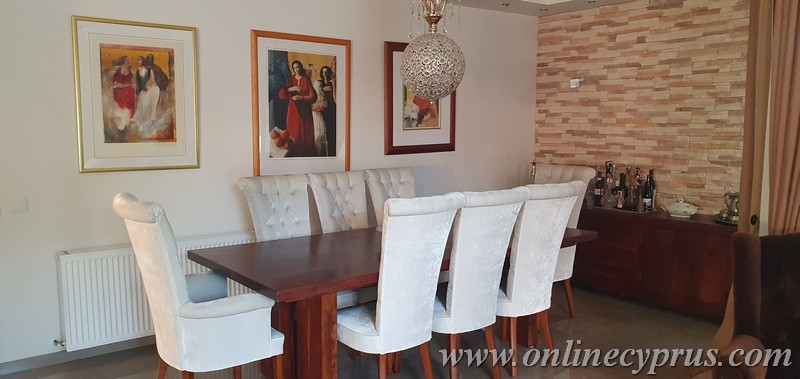 Unfurnished bungalow for long term rent 