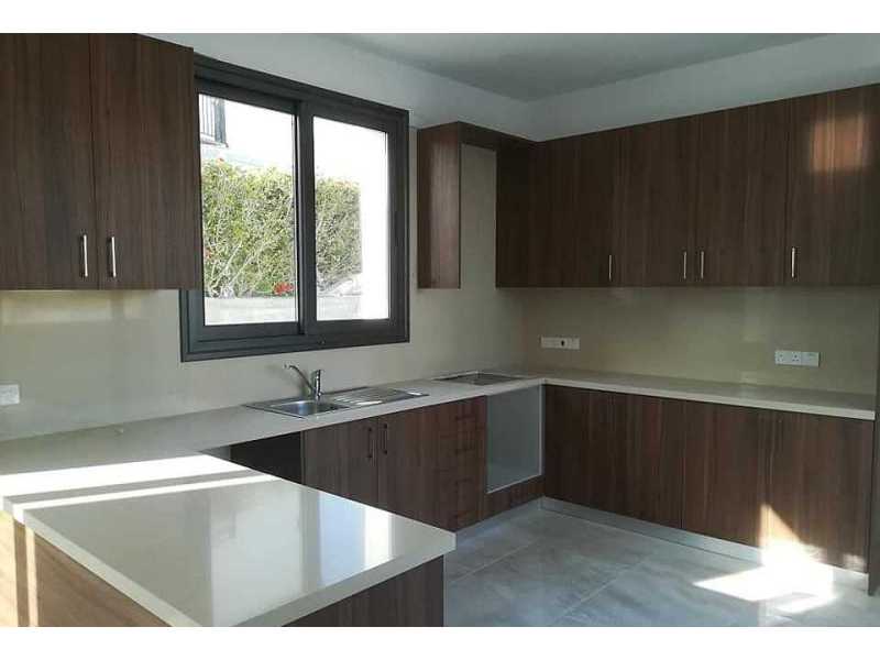 3 bedroom villa for long term rent in Konia 