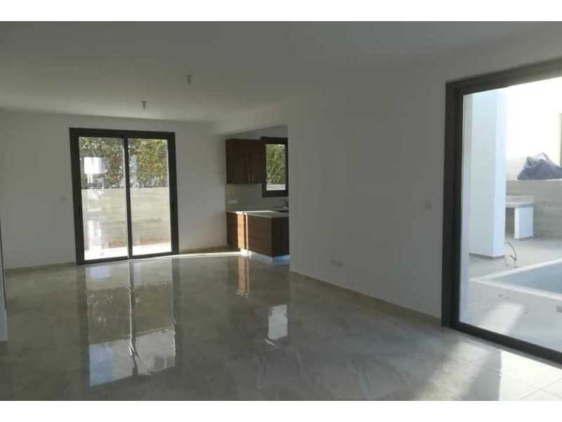 3 bedroom villa for long term rent in Konia