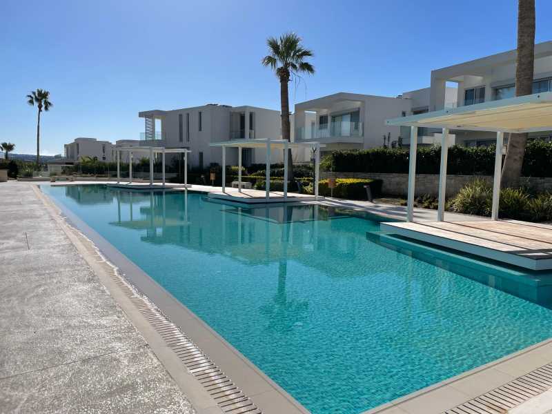 Luxury modern villa in Coral bay
