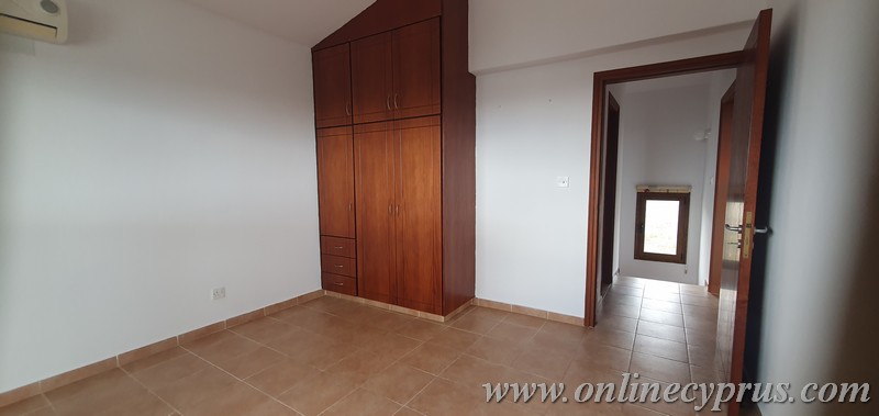 Detached 2 bedroom house for rent