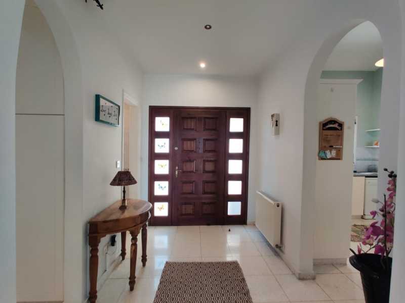Lovely bungalow in Kamares for long term rent
