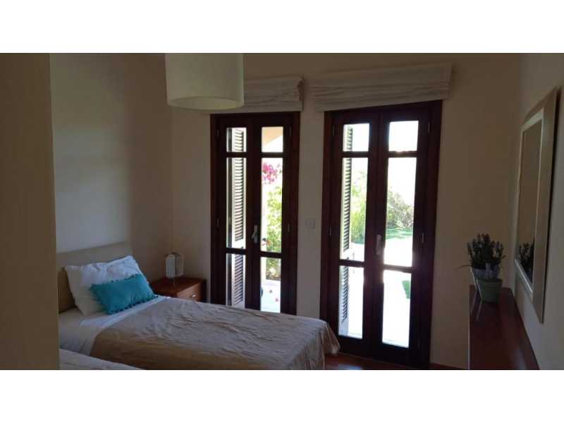 Furnished ground floor apartment in Aphrodite Hills 