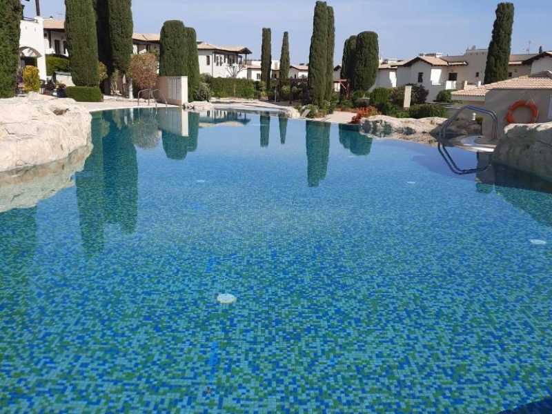 Furnished ground floor apartment in Aphrodite Hills 