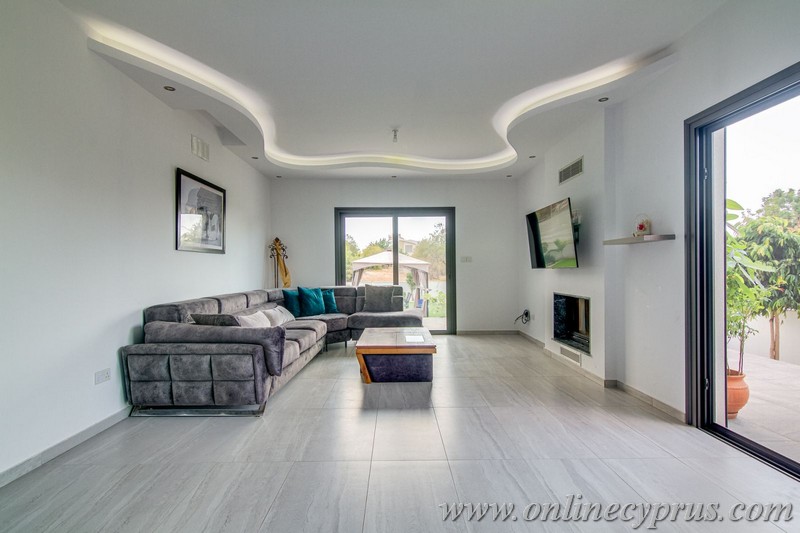 Modern villa in Konia