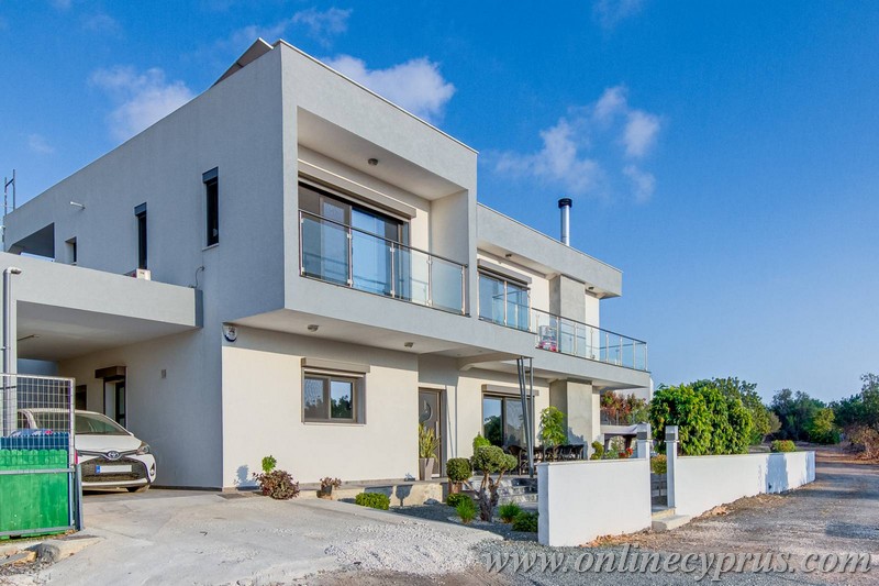 Modern villa in Konia