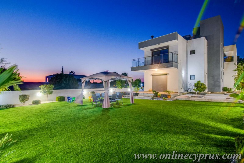 Modern villa in Konia