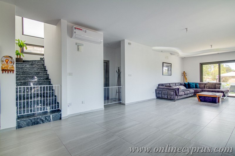 Modern villa in Konia
