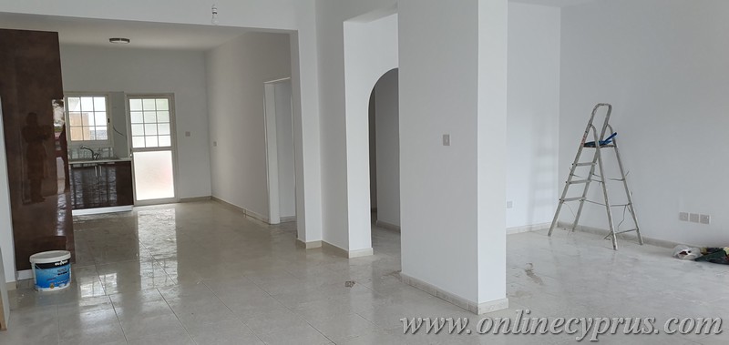 3 bed groundfloor apartment for long term rent 