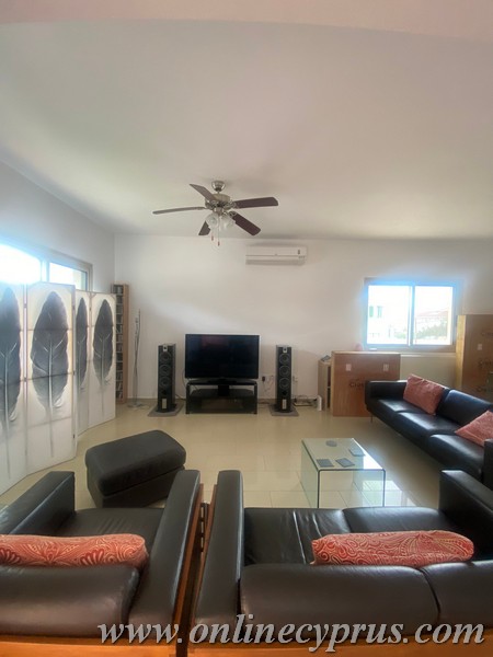 Unfurnished detached house in Konia