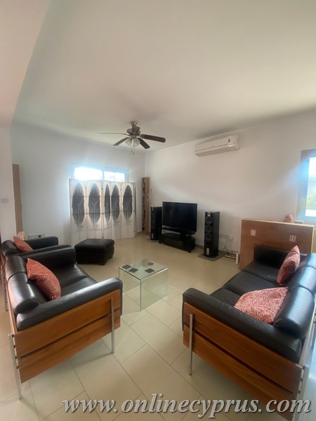 Unfurnished detached house in Konia
