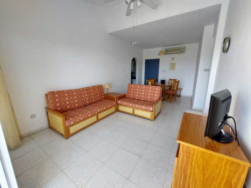 Furnished 1 bedroom apartment for long term rent 