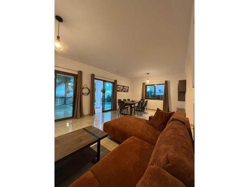 Three bedroom villa for long term rent