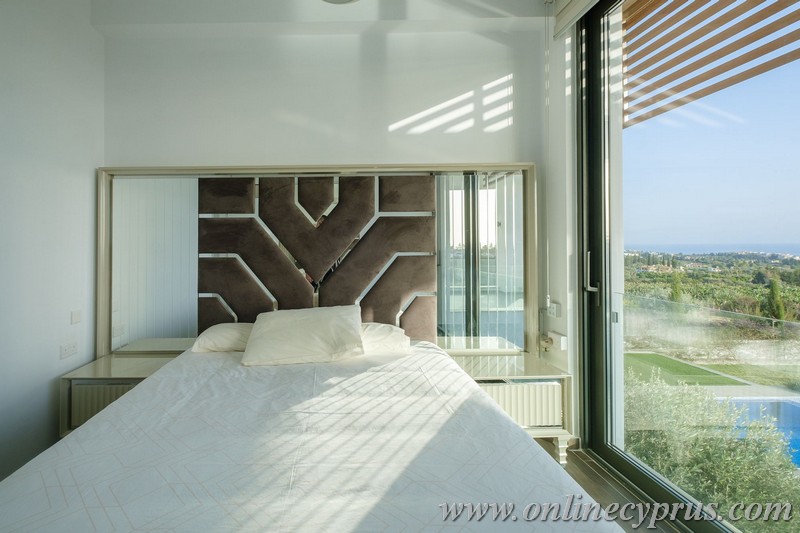 Modern villa for long term rent